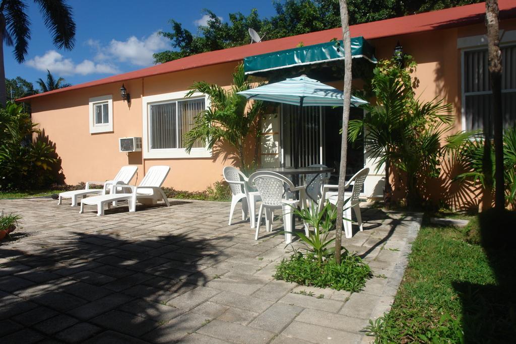 Residencia Los Encantos Cancún Exterior foto