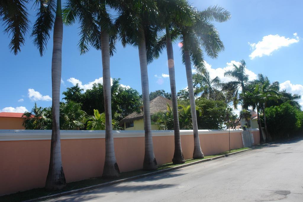 Residencia Los Encantos Cancún Exterior foto